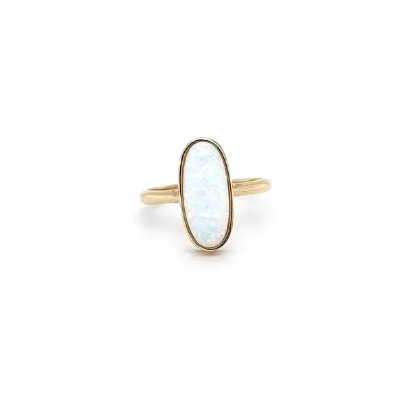 Nhẫn vàng đính ngọc opal