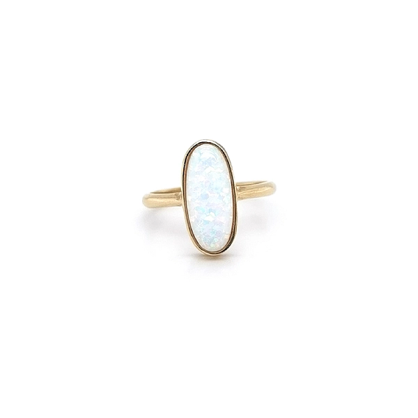 Nhẫn vàng đính ngọc opal