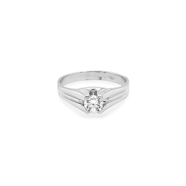 Nhẫn vàng đính đá zircon