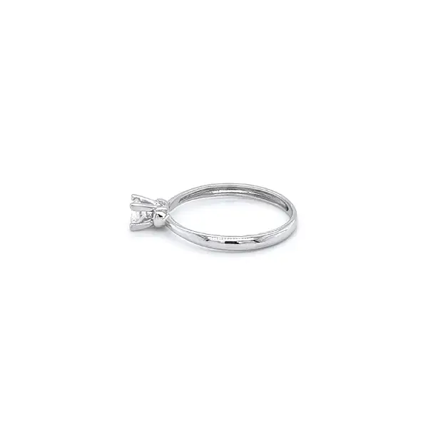Nhẫn đính hôn bằng vàng trắng và zircon