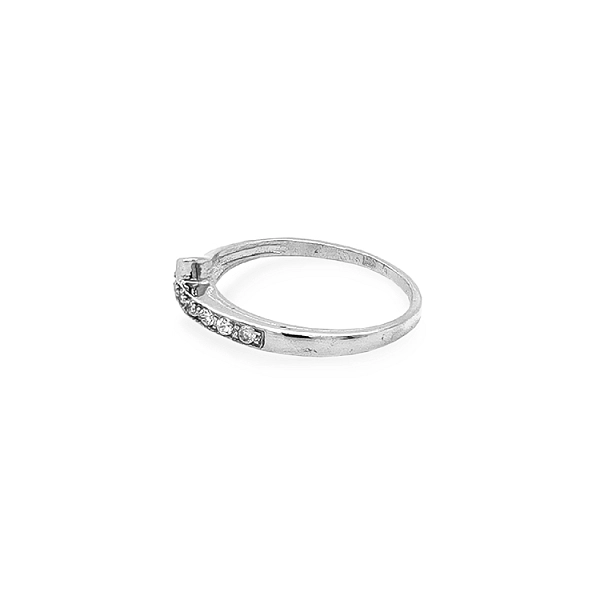 Nhẫn vàng đính đá zircon
