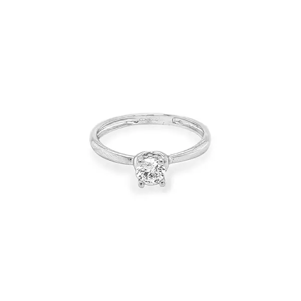 Nhẫn đính hôn bằng vàng với đá zircon