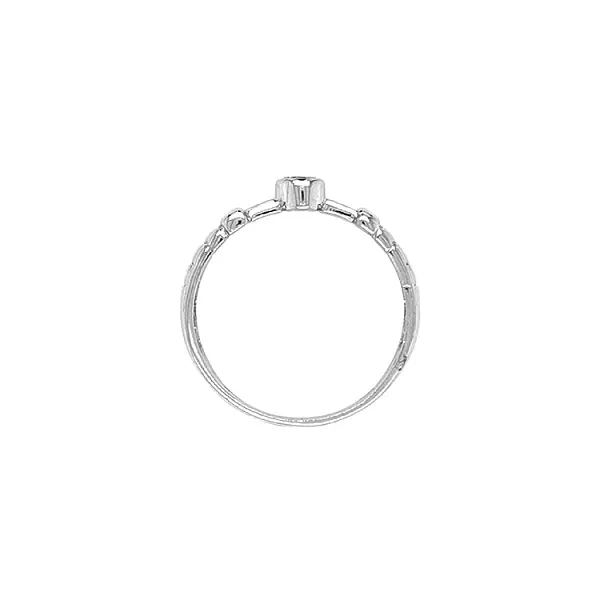 Nhẫn vàng đính đá zircon