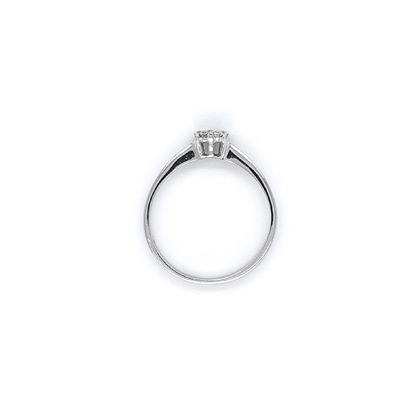 Nhẫn vàng trắng đính đá zircon trắng