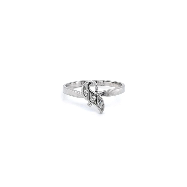 Nhẫn vàng trắng đính đá zircon trắng