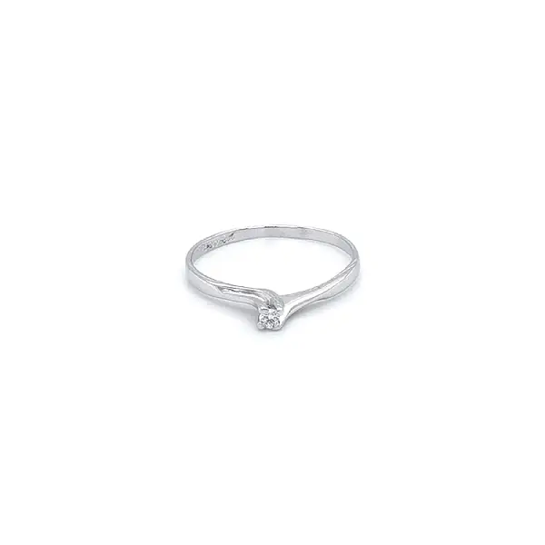 Nhẫn đính hôn bằng vàng trắng và zircon