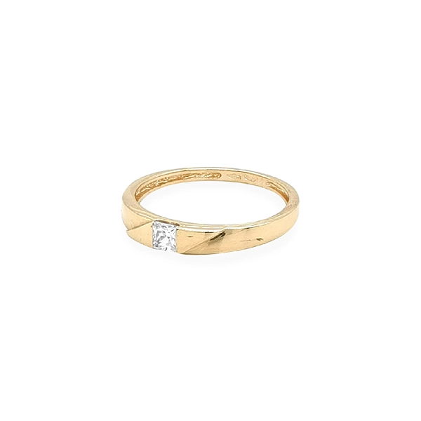 Nhẫn vàng đính đá zircon