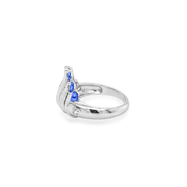 Nhẫn vàng đính đá Swarovski