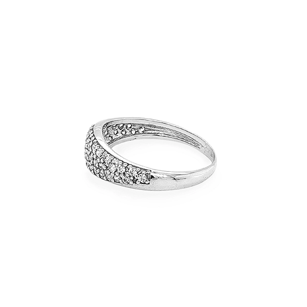 Nhẫn vàng đính đá zircon