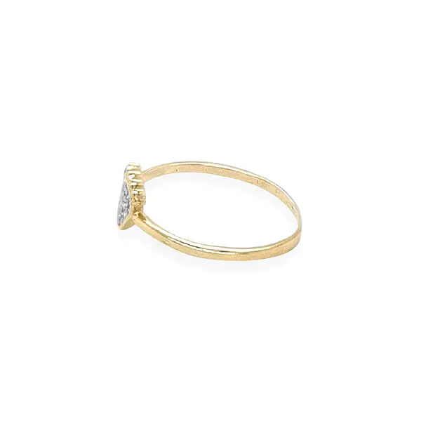 Nhẫn vàng hình bàn chân em bé đính đá zircon