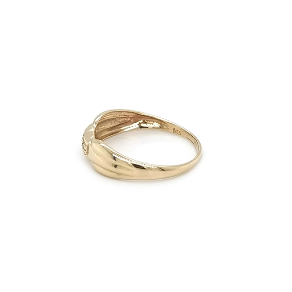 Nhẫn vàng đính đá zircon