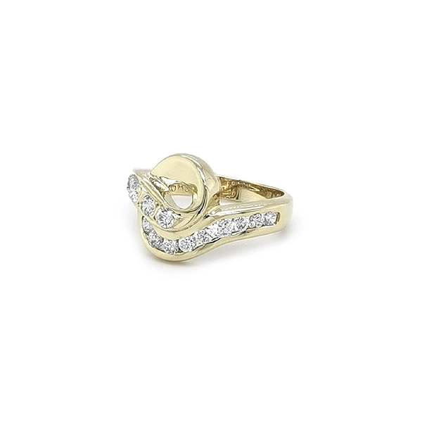Nhẫn vàng đính đá zircon