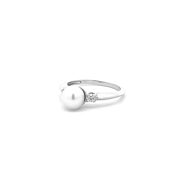 Nhẫn vàng đính ngọc trai và zircon