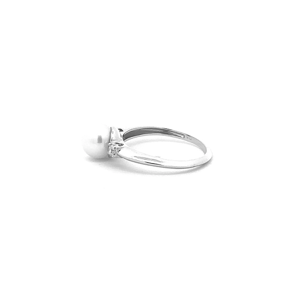 Nhẫn vàng đính ngọc trai và zircon