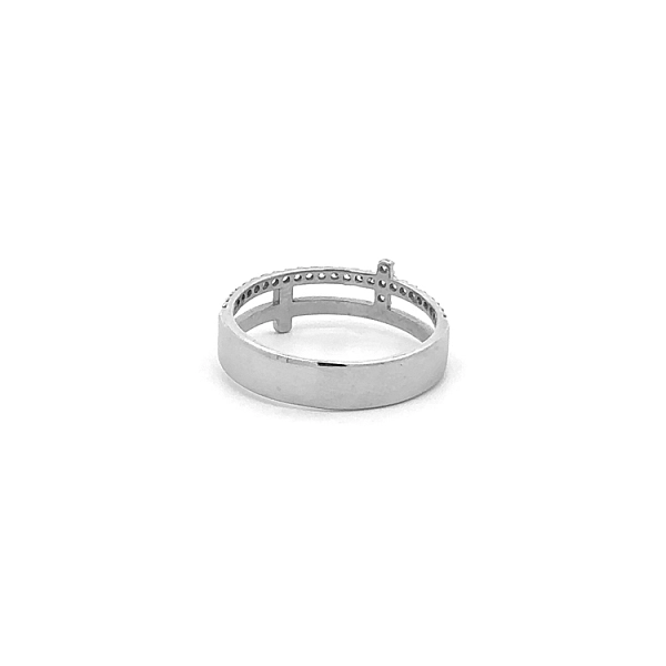 Nhẫn vàng trắng đính đá zircon