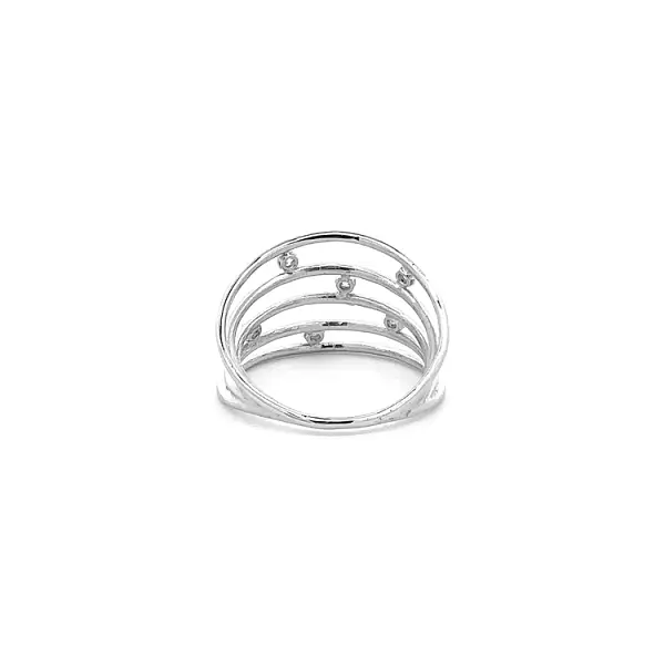 Nhẫn vàng đính đá zircon