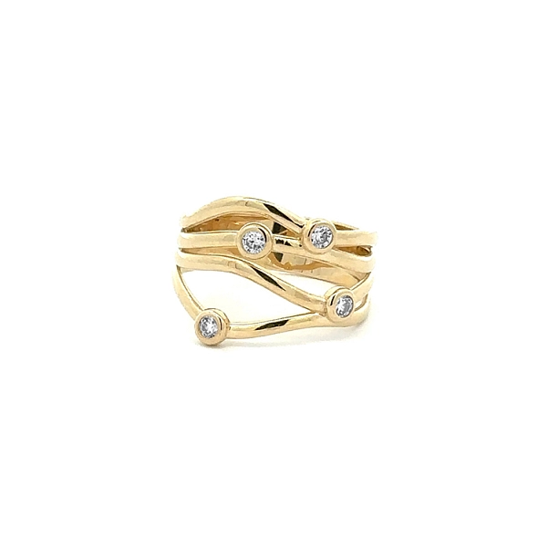 Nhẫn vàng đính đá zircon