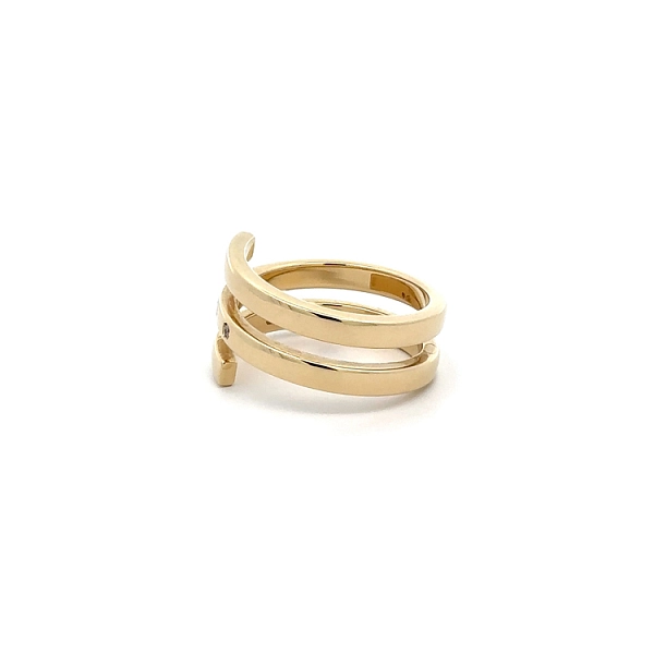 Nhẫn vàng đính đá zircon