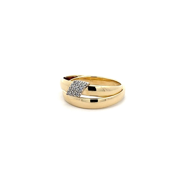 Nhẫn kết hợp vàng và zirconia