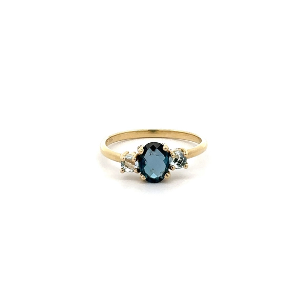Nhẫn vàng đính đá topaz
