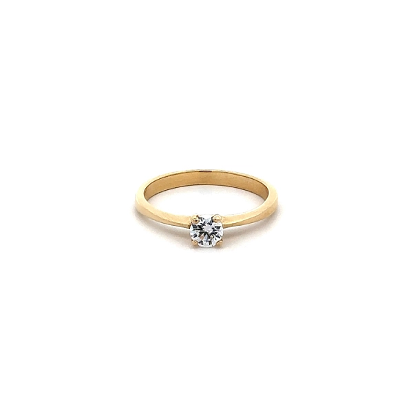 Nhẫn răng zircon vàng