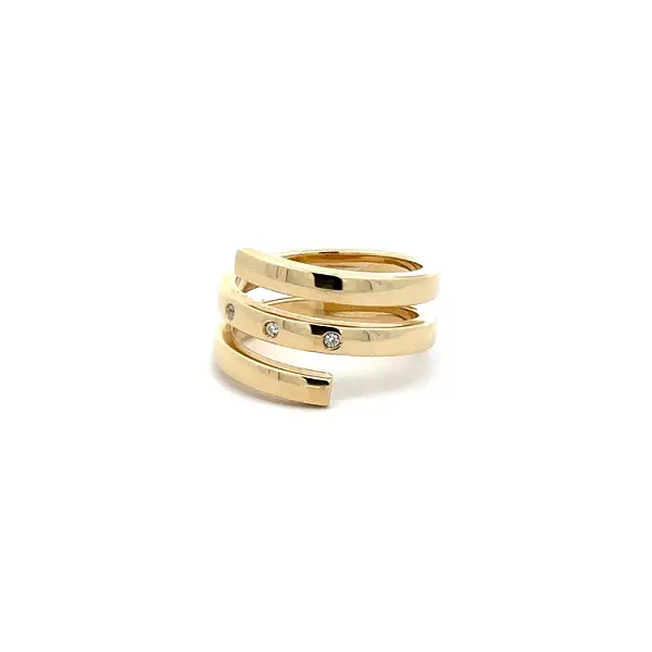Nhẫn vàng đính đá zircon