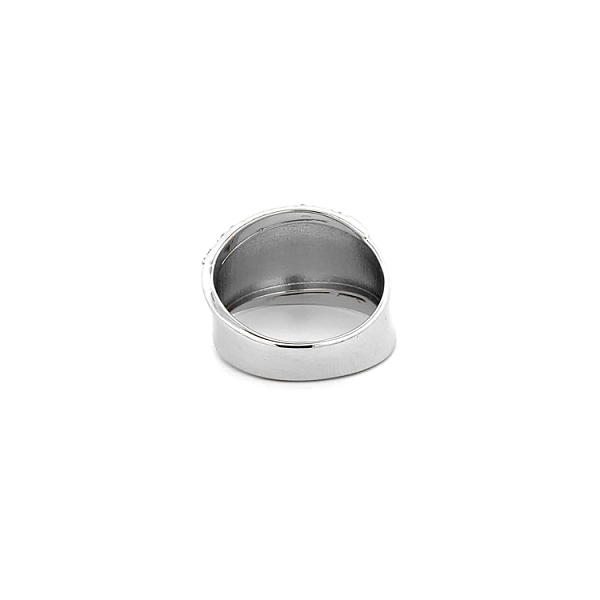 Nhẫn vàng trắng đính đá zircon trắng