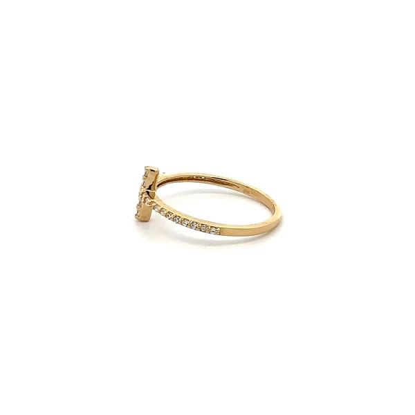 Nhẫn vàng hình thánh giá đính đá zircon