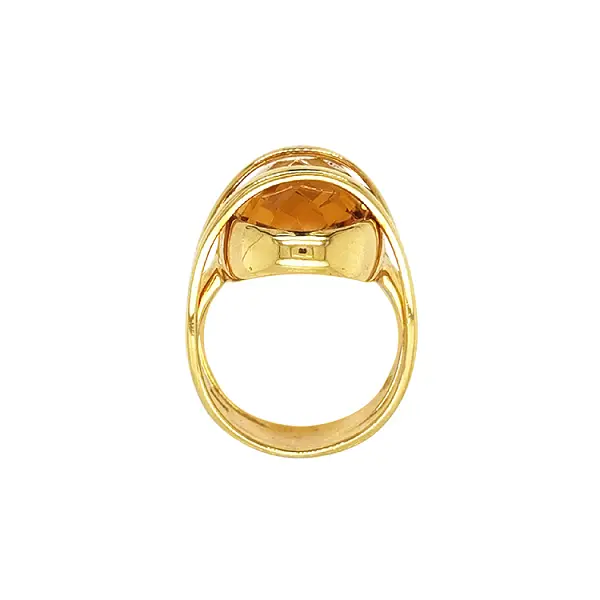 Nhẫn vàng với đá thạch anh