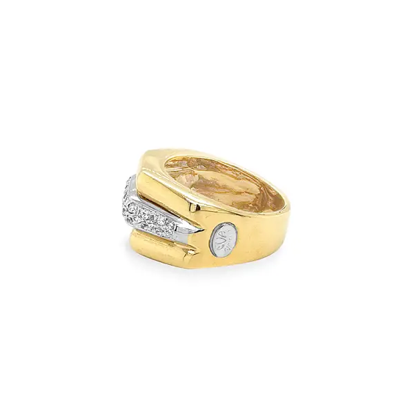 Nhẫn vàng đính đá zircon