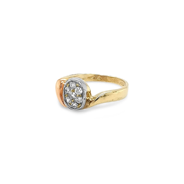 Nhẫn vàng đính đá zircon