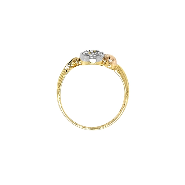 Nhẫn vàng đính đá zircon