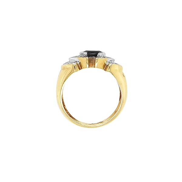 Nhẫn vàng đính đá zircon