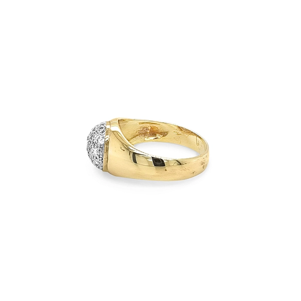 Nhẫn vàng đính đá zircon