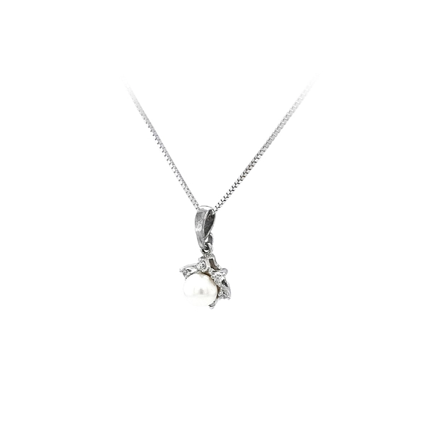 Mặt dây chuyền có ngọc trai và đá zircon trắng vàng