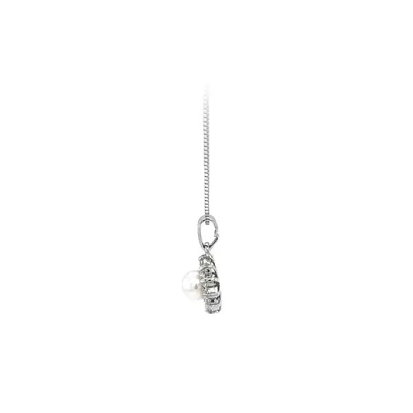 Mặt dây chuyền có ngọc trai và đá zircon trắng vàng