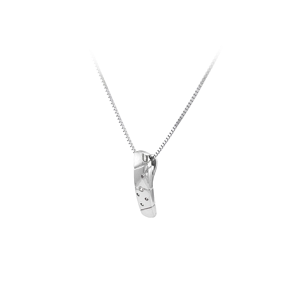 Mặt dây chuyền bằng vàng trắng đính đá zircon trắng