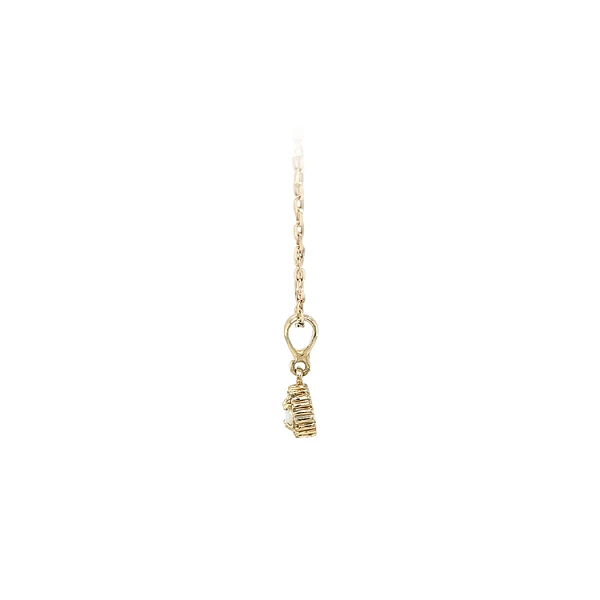 Mặt dây chuyền vàng đính đá opal