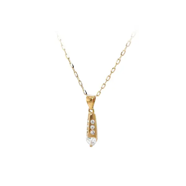 Mặt dây chuyền vàng đính đá zircon