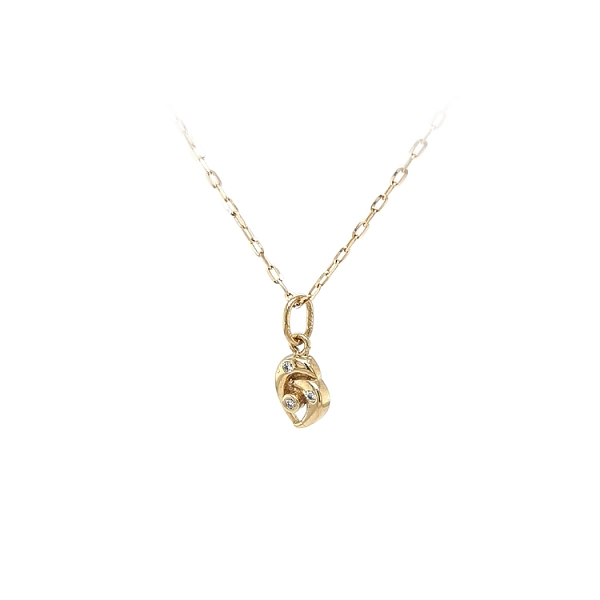 Mặt dây chuyền vàng đính đá zircon