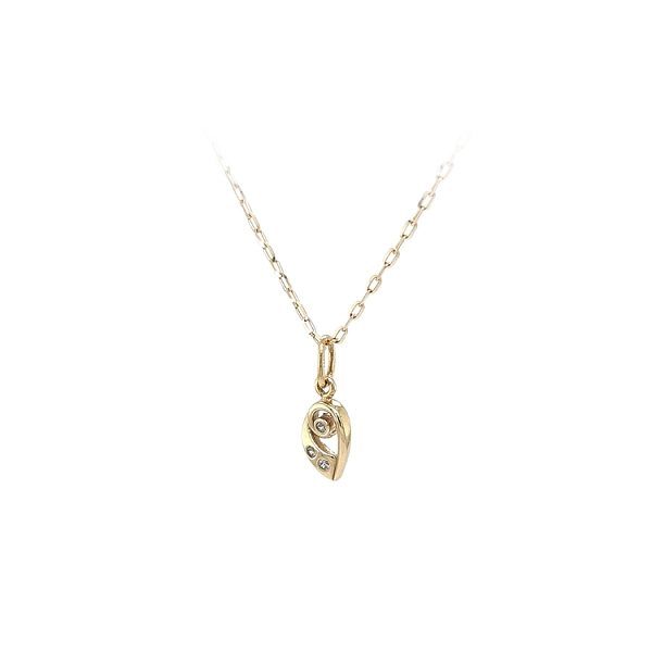 Mặt dây chuyền vàng đính đá zircon