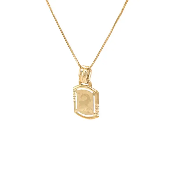 Mặt dây chuyền vàng biểu tượng của chòm sao Ma Kết