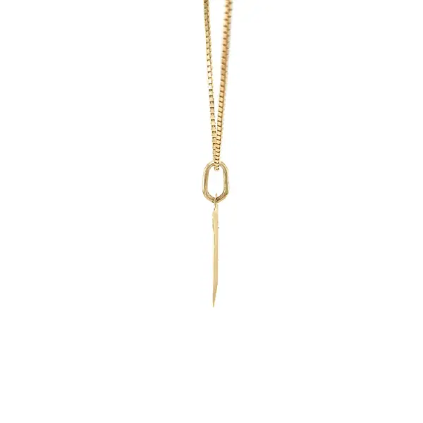 Mặt dây chuyền vàng chữ W