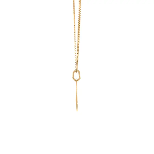 Mặt dây chuyền vàng hình chữ C