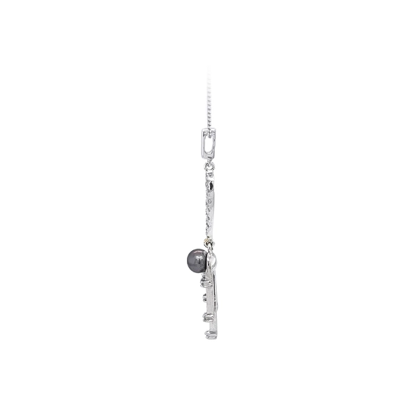 Mặt dây chuyền có ngọc trai và đá zircon trắng vàng