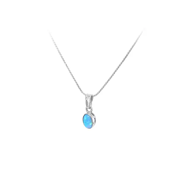 Mặt dây chuyền với đá opal xanh