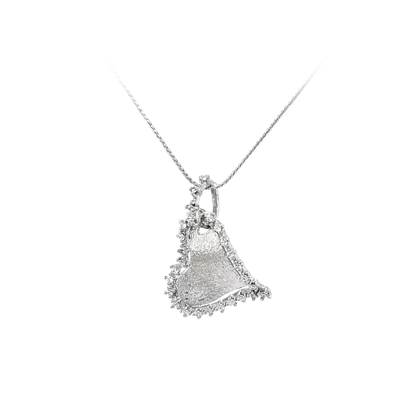 Mặt dây chuyền hình trái tim với đá zircon trắng vàng