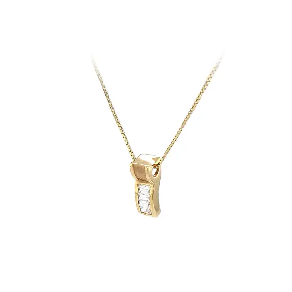 Mặt dây chuyền vàng đính đá zircon