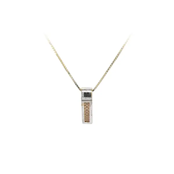 Mặt dây chuyền làm từ vàng kết hợp