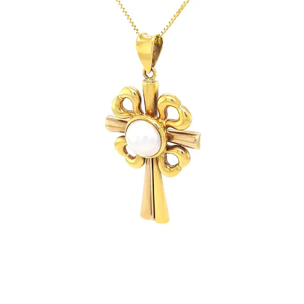Thánh giá vàng với ngọc trai